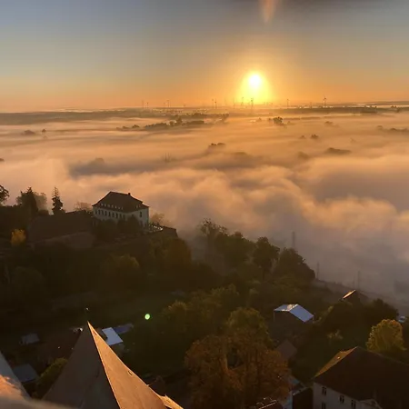 Ritterliving Ferienapartment Am Markt * Tangermünde