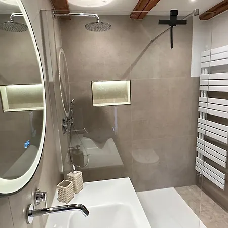 Ritterliving Ferienapartment Am Markt Tangermünde